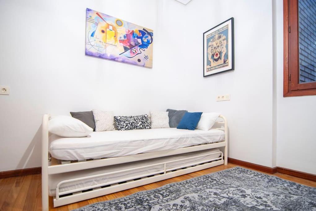 Bilborock By Zazpikaleak Apartment Bilbao Luaran gambar